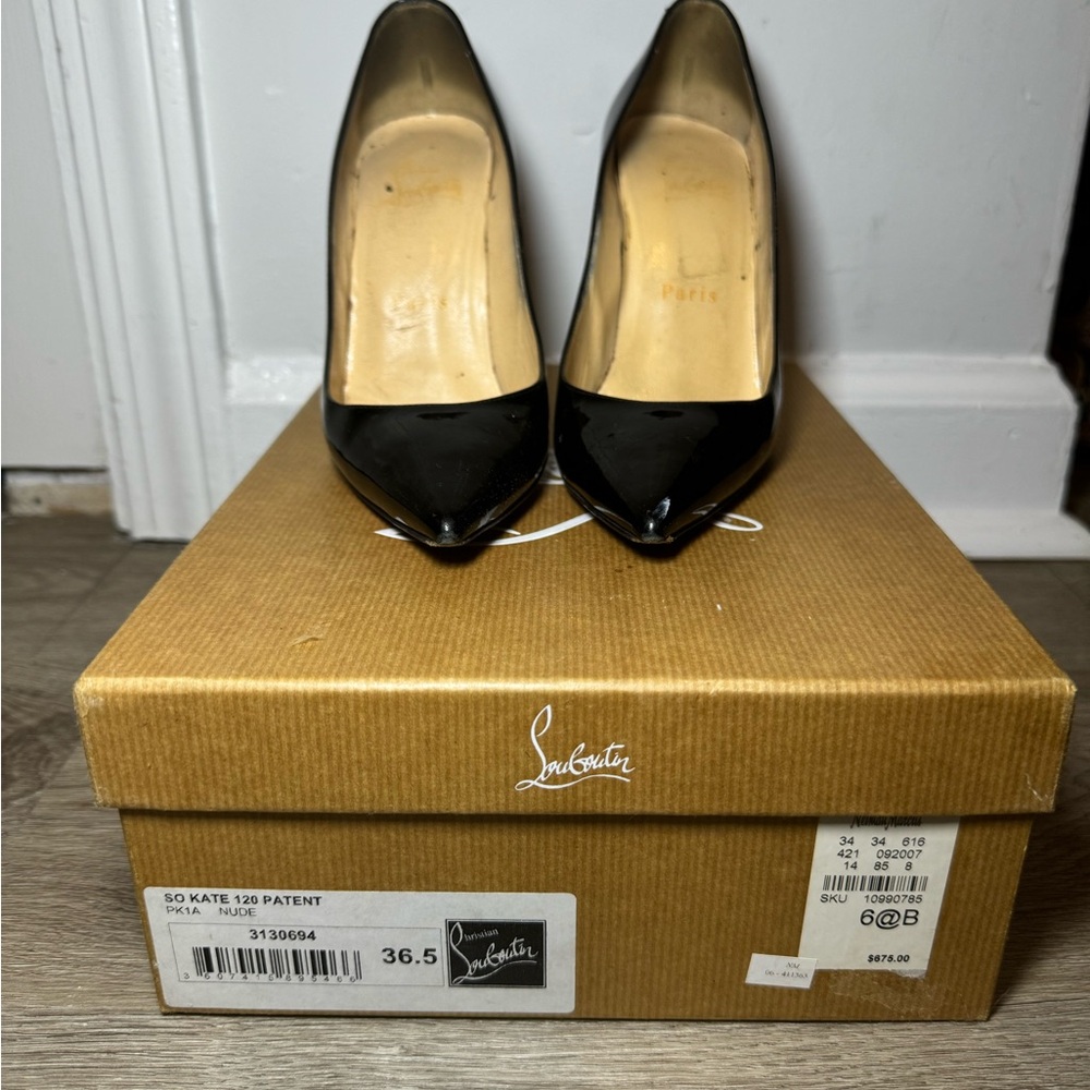 Black patent leather. Used So Kate